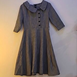 M Dressfo, 6, Houndstooth mid sleeve Dress.
